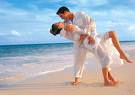 couple-beach