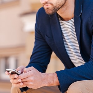 man texting 1