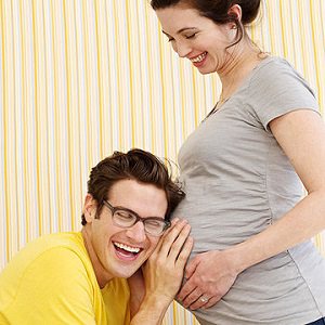 couple-pregnant